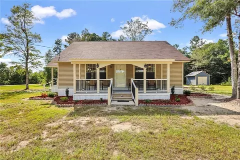 457 Pat Harris Rd, Nahunta, GA 31553