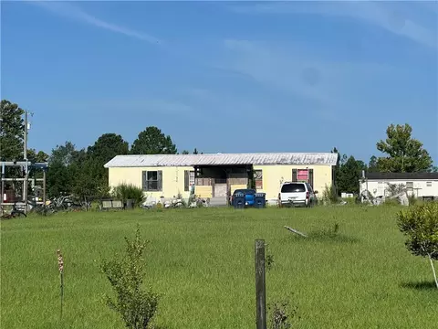 92 Wood Duck Ln, Folkston, GA 31537