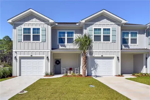 110 N Chapel Dr, Brunswick, GA 31525