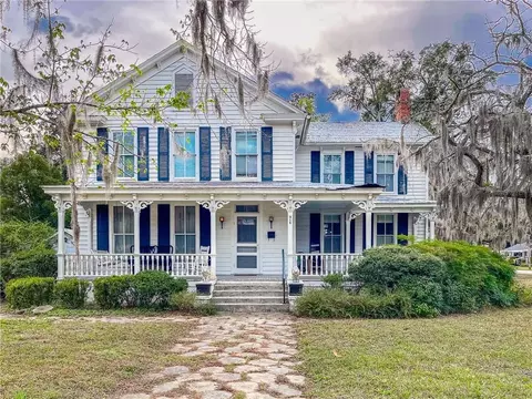 318 E Plum St, Jesup, GA 31546
