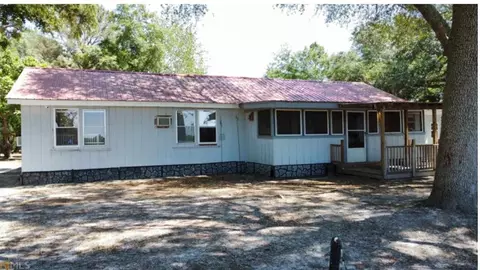 861 Ballfield Rd, Hortense, GA 31543