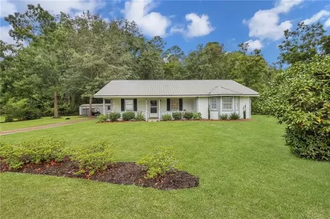 41 Lady Bug Rd, Jesup, GA 31545
