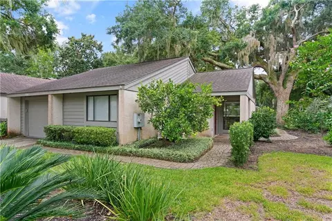 108 Linkside Dr, Saint Simons Island, GA 31522