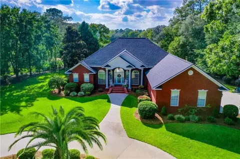 1509 N River Oaks Dr, Blackshear, GA 31516