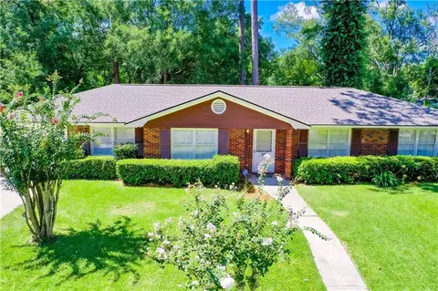 127 Tee Ln, Brunswick, GA 31525
