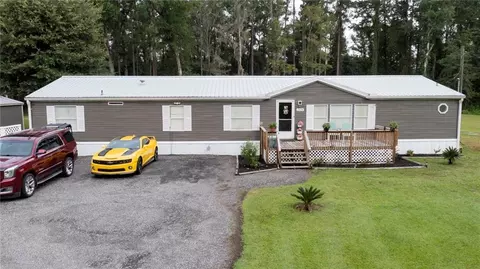 2474 Clarks Bluff Rd, Kingsland, GA 31548