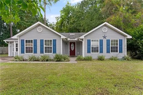 184 W Woodhaven Dr, Kingsland, GA 31548