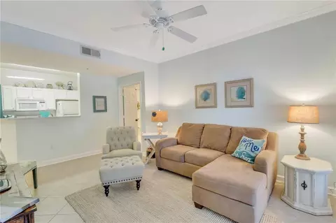 1704 Frederica Rd #403, Saint Simons Island, GA 31522