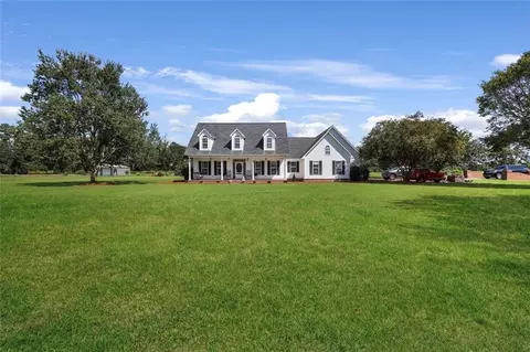 791 Tillman St, Odum, GA 31555
