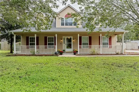 63 Mollies Ct, Saint Marys, GA 31558