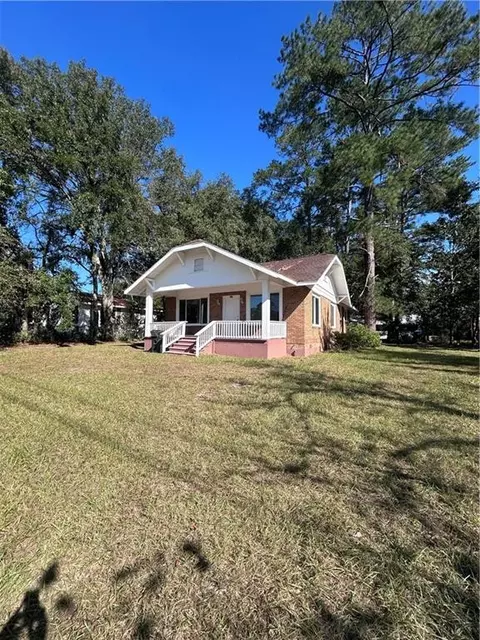 506 St Marys Dr, Waycross, GA 31501