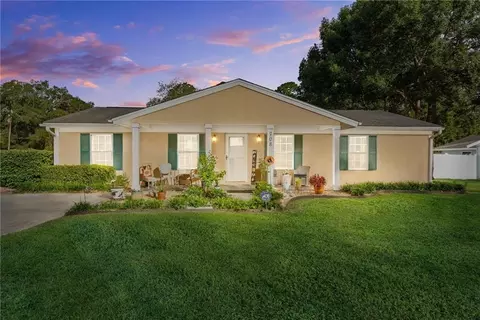 708 Margaret St, Saint Marys, GA 31558