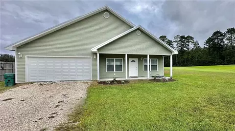 1043 Hillcrest Ln, Darien, GA 31305