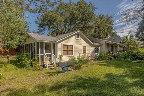 1112 George Lotson Ave, Saint Simons Island, GA 31522