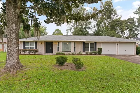 270 King Cotton Rd, Brunswick, GA 31525