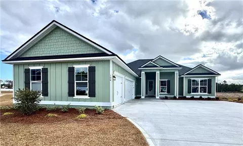 106 Whistler Ct, Kingsland, GA 31548