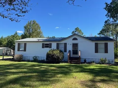 1166 Floyd Dr NE, Townsend, GA 31331