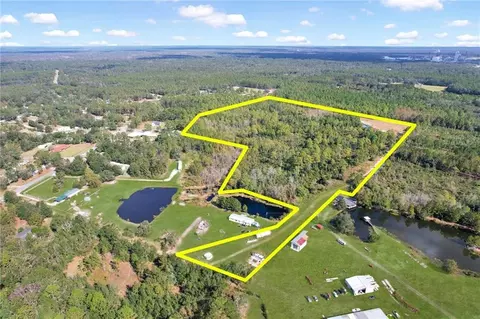 2168 Rayonier Rd, Jesup, GA 31545
