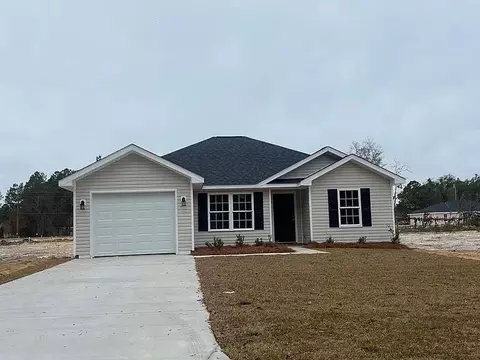 122 Meadowood Dr, Jesup, GA 31545