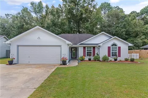 122 Hydrangea Rd, Kingsland, GA 31548