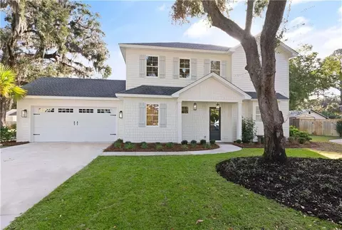 606 Lake View Cottages Dr, Saint Simons Island, GA 31522