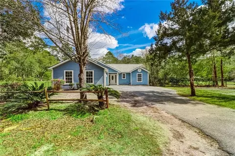 232 Pine St, Woodbine, GA 31569