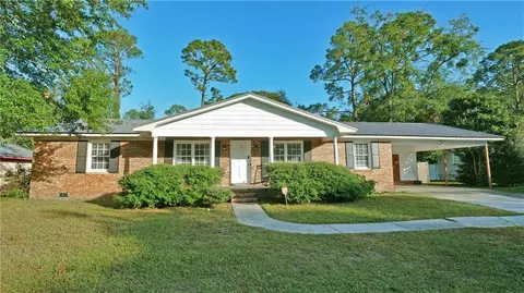 88 Hornet Dr, Brunswick, GA 31525