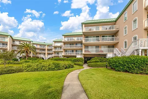 1400 Ocean Blvd #219, Saint Simons Island, GA 31522