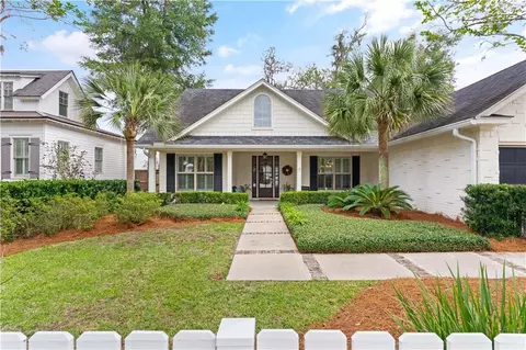 1045 Sinclair Pointe Pt, Saint Simons Island, GA 31522