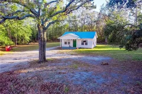 624 Friendship Church Rd, Alma, GA 31510