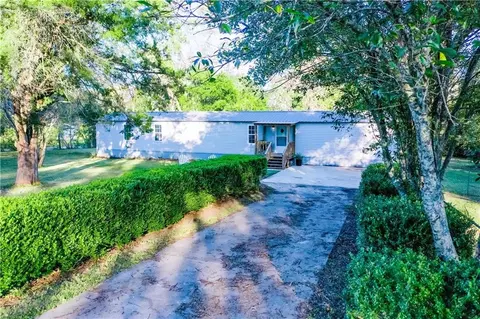 5634 Cedar Rd, Blackshear, GA 31516