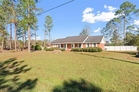 1217 W 4th St Ext, Alma, GA 31510