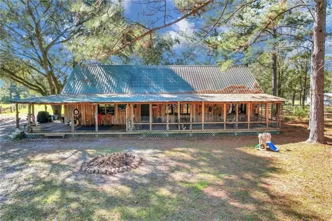295 Barbara Branch Rd, Hortense, GA 31543