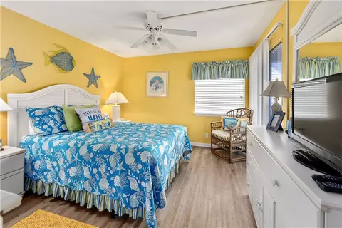 1524 Wood Ave #115, Saint Simons Island, GA 31522