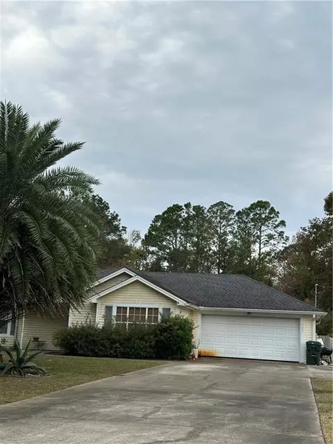 137 Deborah Ln, Brunswick, GA 31525
