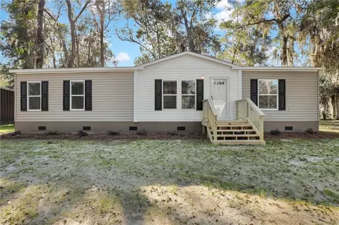 35 Faye Dr, Midway, GA 31320