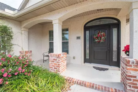 270 Country Walk Cir, Brunswick, GA 31525
