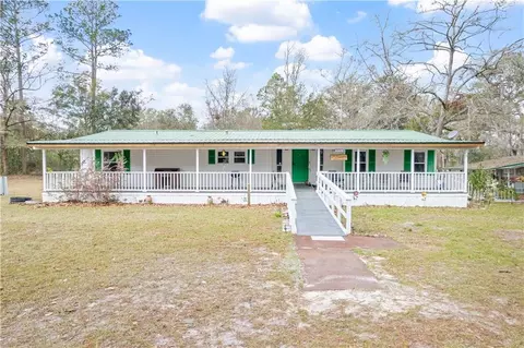 26 Crandal Rd, Waynesville, GA 31566