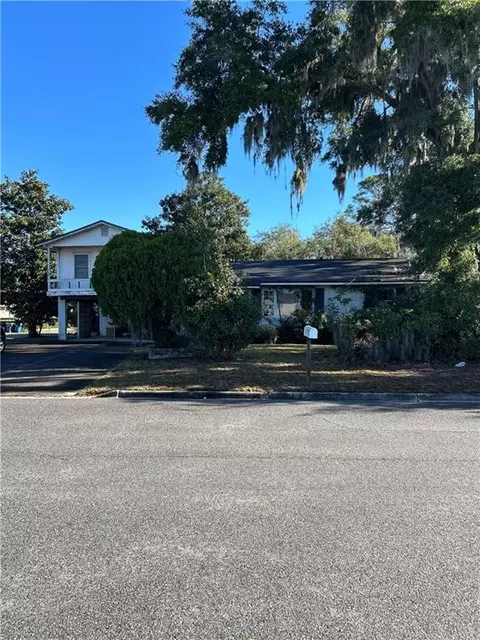 3214 Lee St, Brunswick, GA 31520