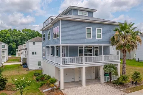 110 Cathead Ln, Darien, GA 31305