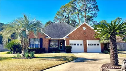 136 Stately Oaks Cir, Brunswick, GA 31523