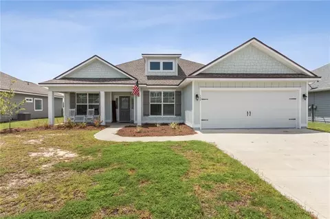 105 Pomegranate St, Kingsland, GA 31548