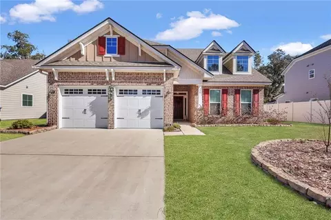 134 Clearwater Dr, Brunswick, GA 31523