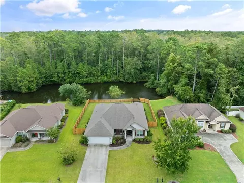 564 Freedom Trl, Brunswick, GA 31525