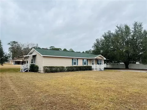 4775 Dora St, Waycross, GA 31503