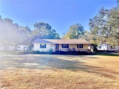 13 Happy Landing Dr, Waynesville, GA 31566