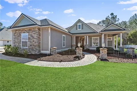202 Nutgall Dr, Saint Marys, GA 31558