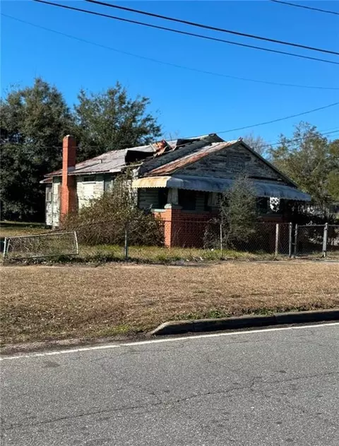 1929 Lee St, Brunswick, GA 31520