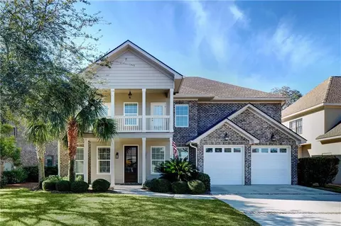 152 Country Club Dr, Saint Simons Island, GA 31522
