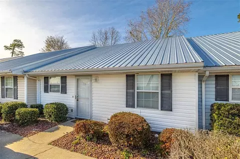 113 Winter Chase Ln, Brunswick, GA 31520